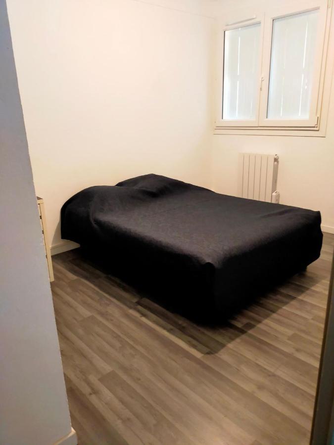 Appartement en duplex au 3ième étage sans ascenseur Hyères Exterior foto